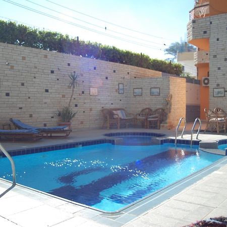 Al Gezera Apartments Luxor Exterior photo